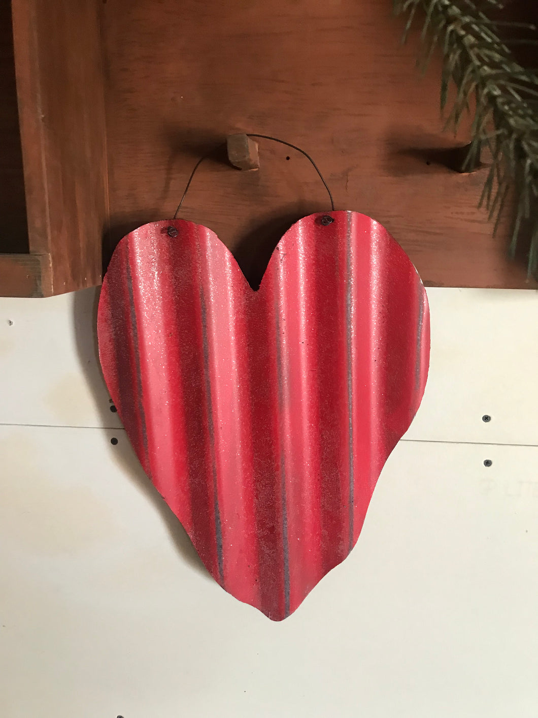 Metal Corrugated Red Glitter Heart